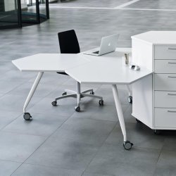 Kinnarps Trixagon bord