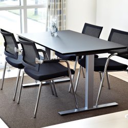 Dencon Delta mdebord og stole til 4 eller 6 personer