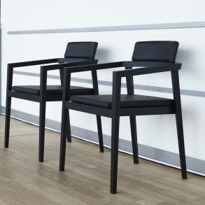 Magnus Olesen Session Stol