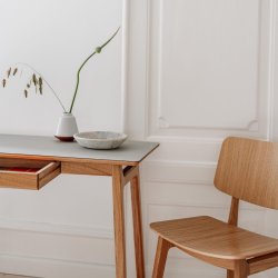 Magnus Olesen Freya Two Stol