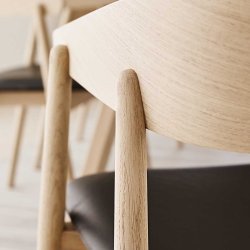 Andersen Furniture AC2 armstol